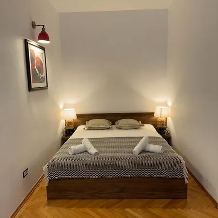 Apartment Vibe *