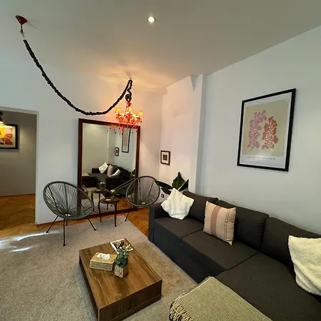 Vibe Apartment